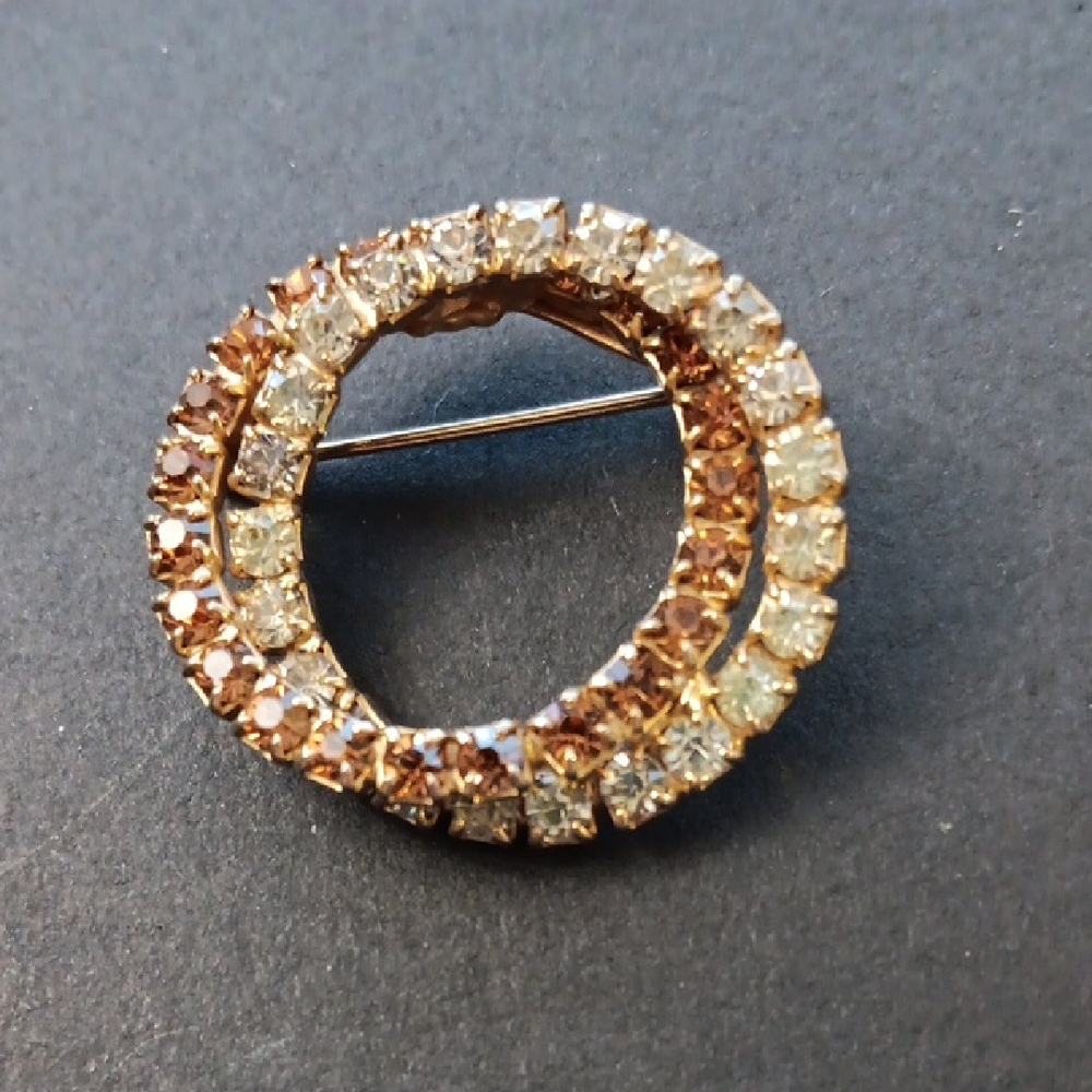 Vintage Rhinestone Brooch Pin